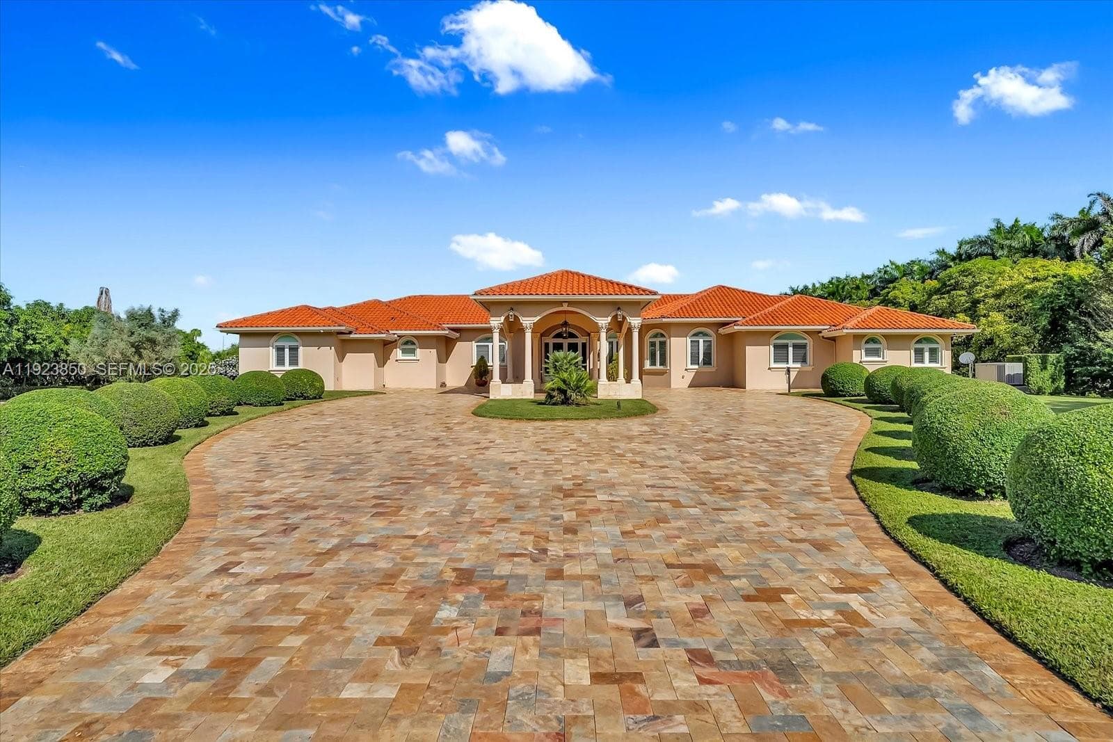 18611 SW 122nd St, Miami FL 33196